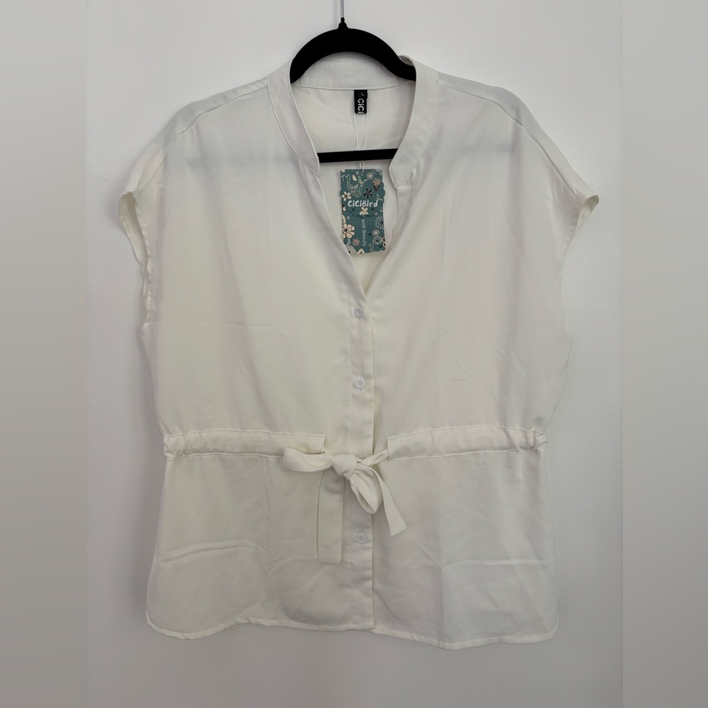 New with tags White Blouse